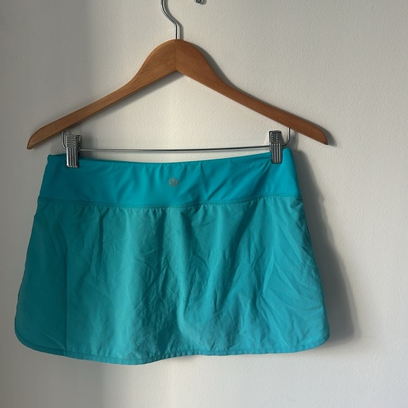 Lululemon aqua skirt with built-in shorts - Picture 2 of 4